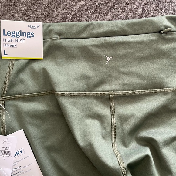 Old Navy Green Go-Dry Leggings Size Large - Picture 4 of 4